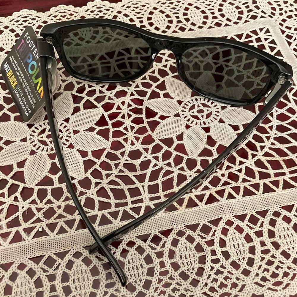 NWT Foster Grant Trupolar / Maxblock Sunglasses Unisex Black Frames - Picture 3 of 7